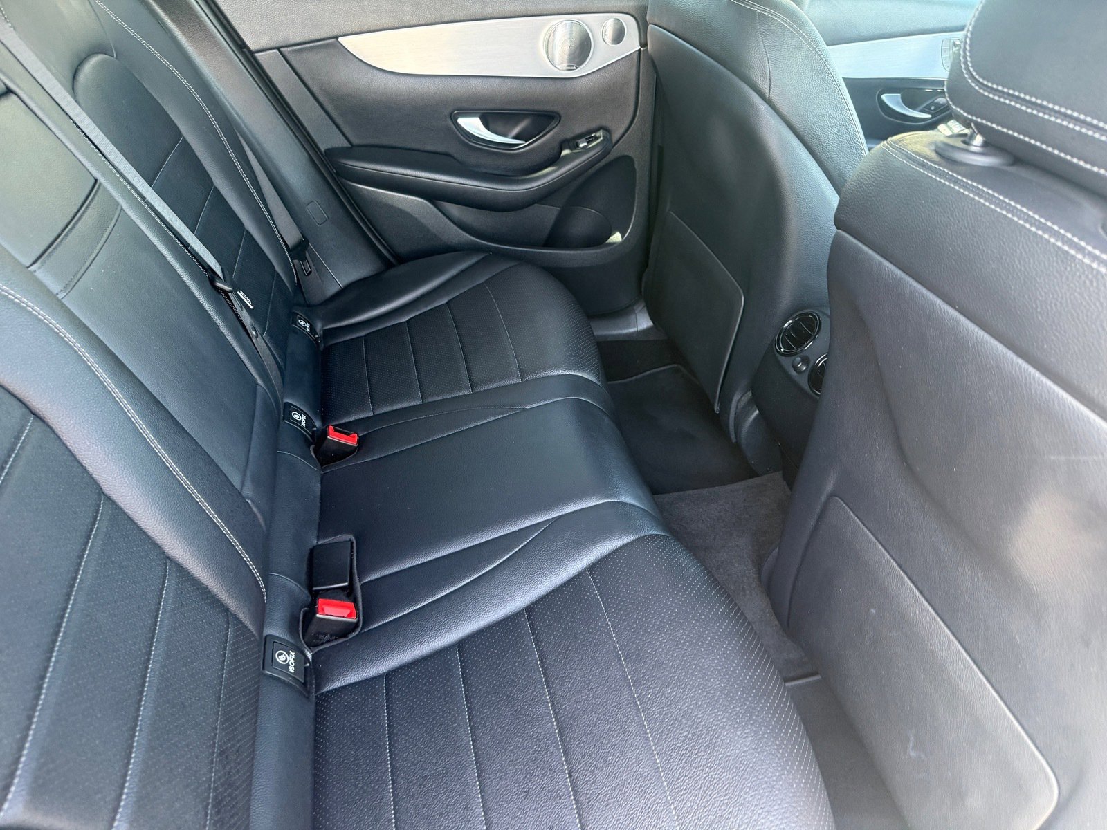Used 2019 Mercedes-Benz GLC 300 image 15