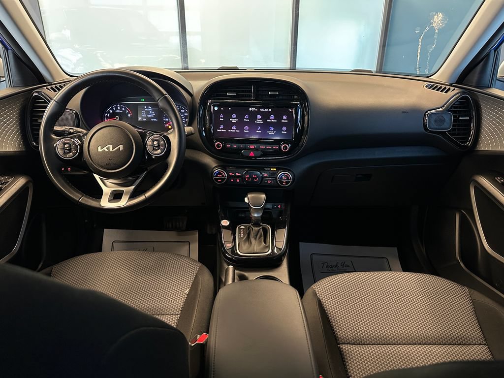 Used 2022 Kia Soul X-Line FWD image 9