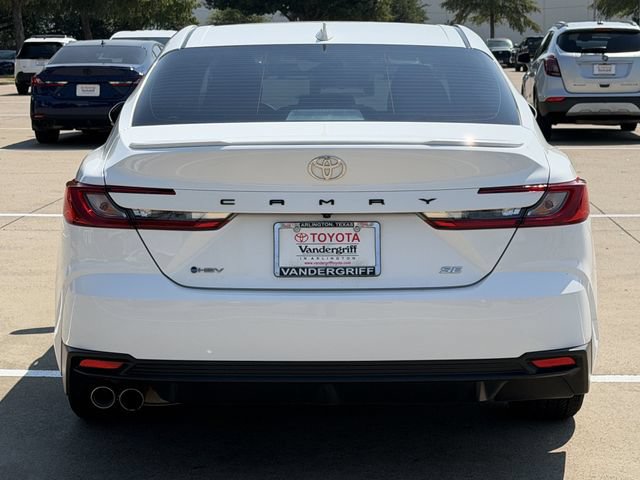 Certified 2025 Toyota Camry SE FWD image 5
