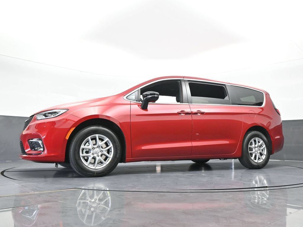 New 2026 Chrysler Pacifica Select FWD image 53
