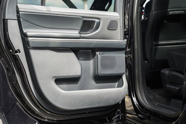 New 2026 Ford Expedition Max Platinum image 53