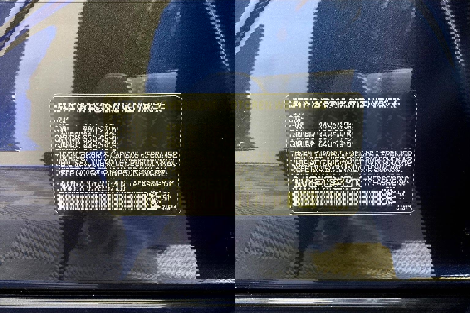 Certified 2024 BMW 330i xDrive Sedan w/ Premium Package image 38