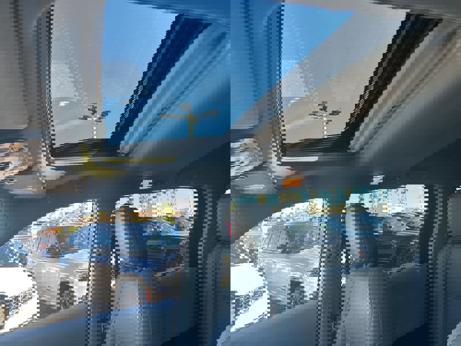 Used 2022 Toyota Sienna Limited image 23