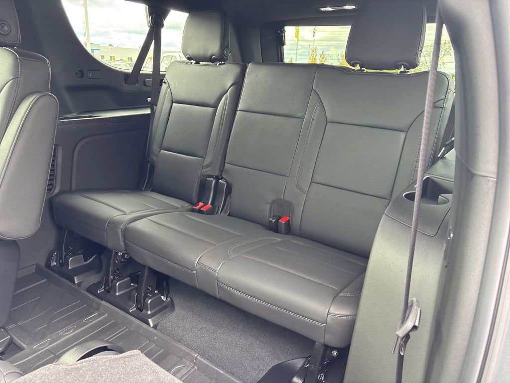 New 2026 Chevrolet Suburban LT w/ Comfort Package image 25