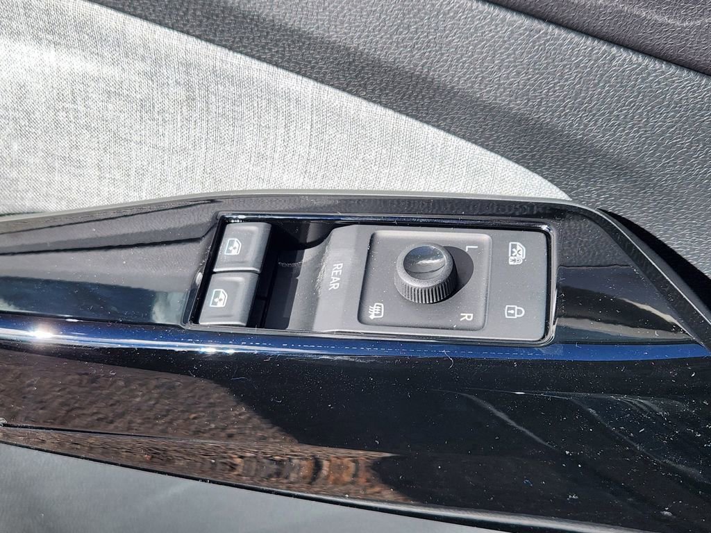 New 2026 Volkswagen ID.4 Pro AWD/4WD image 5