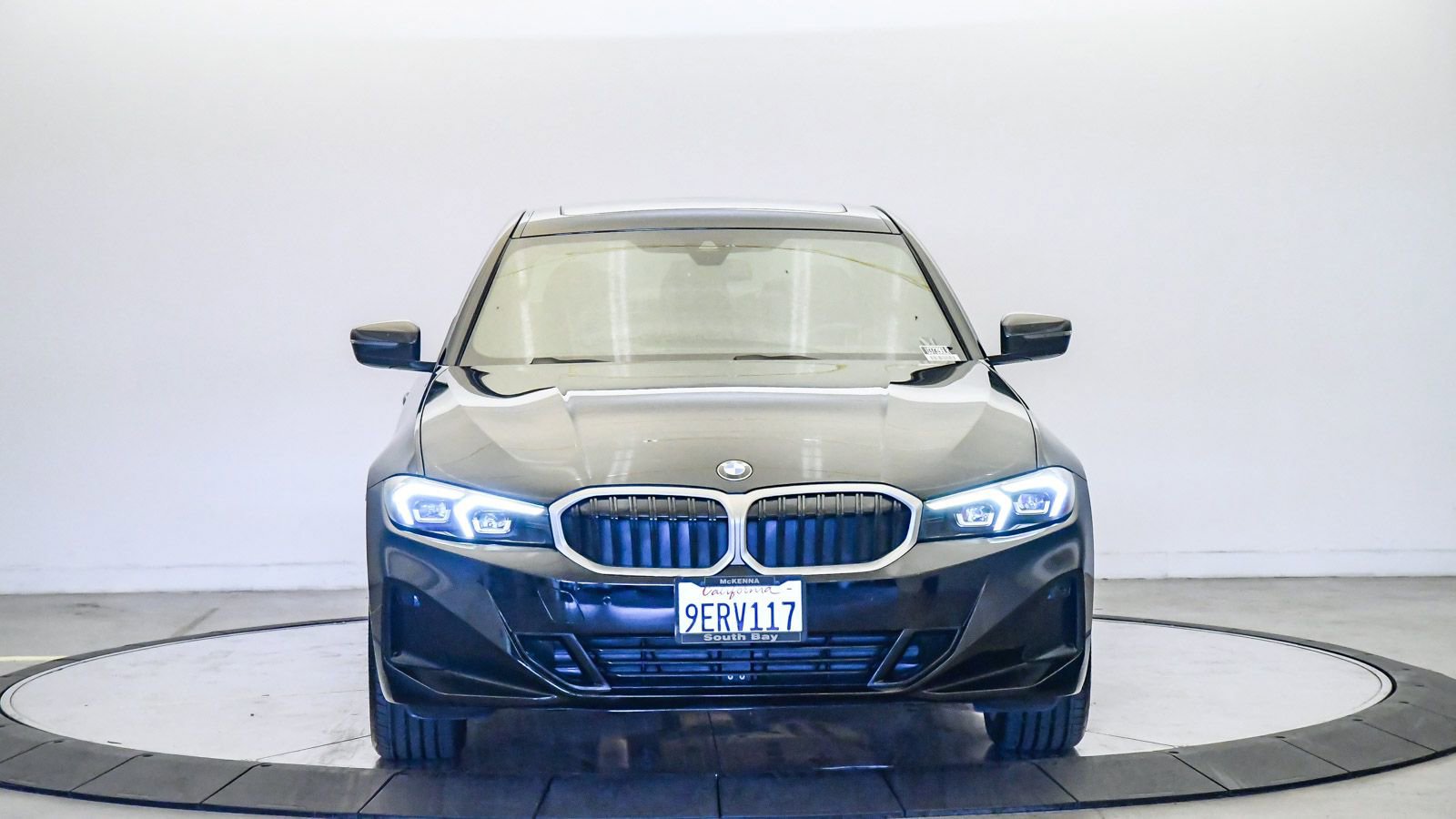 Certified 2023 BMW 330i Sedan w/ Driving Assistance Package image 7