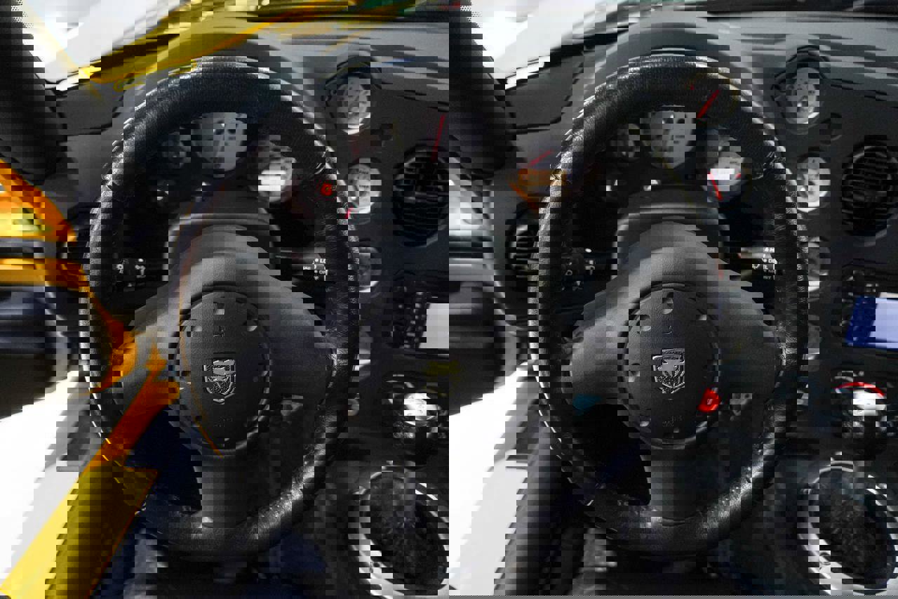 Used 2009 Dodge Viper ACR image 10