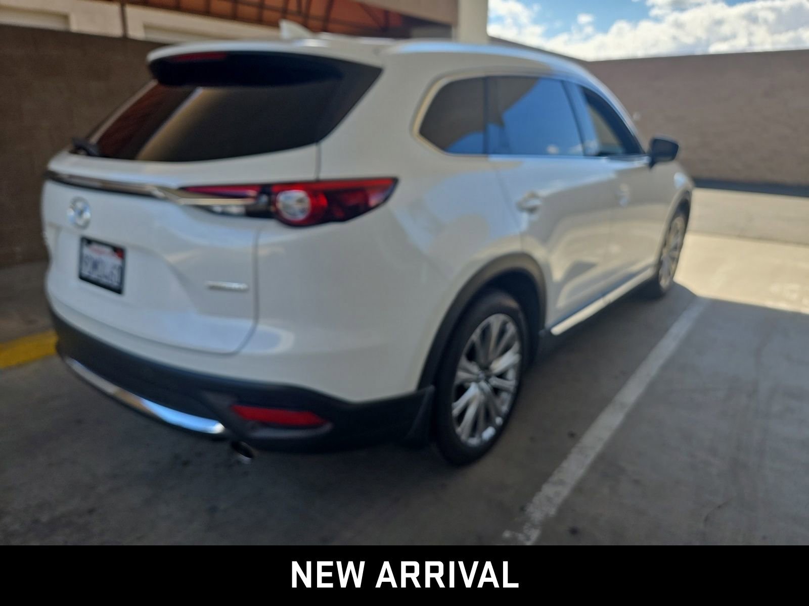 Used 2022 MAZDA CX-9 Signature image 4