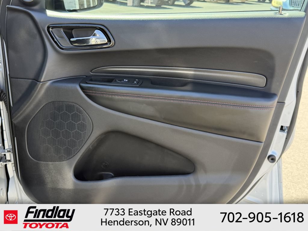 Used 2025 Dodge Durango R/T w/ Blacktop Package AWD/4WD image 16