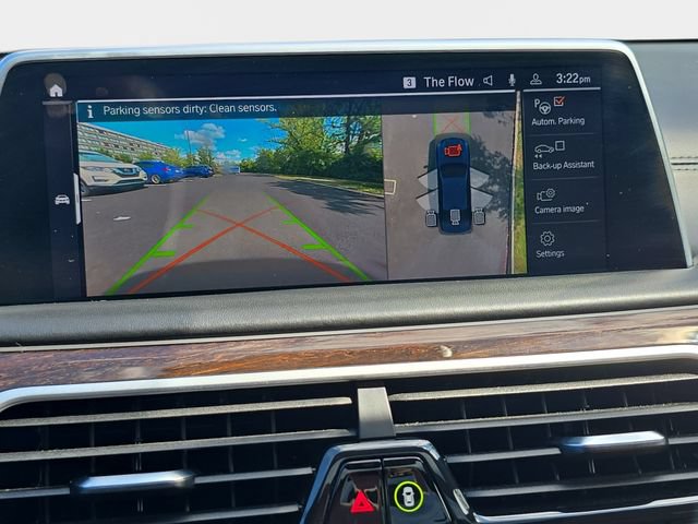 Used 2022 BMW 750i xDrive w/ Autobahn Package AWD/4WD image 24