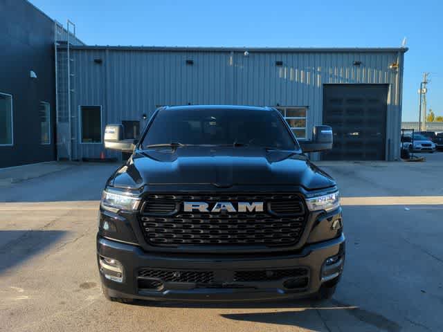 Used 2025 RAM 1500 Big Horn AWD/4WD image 3