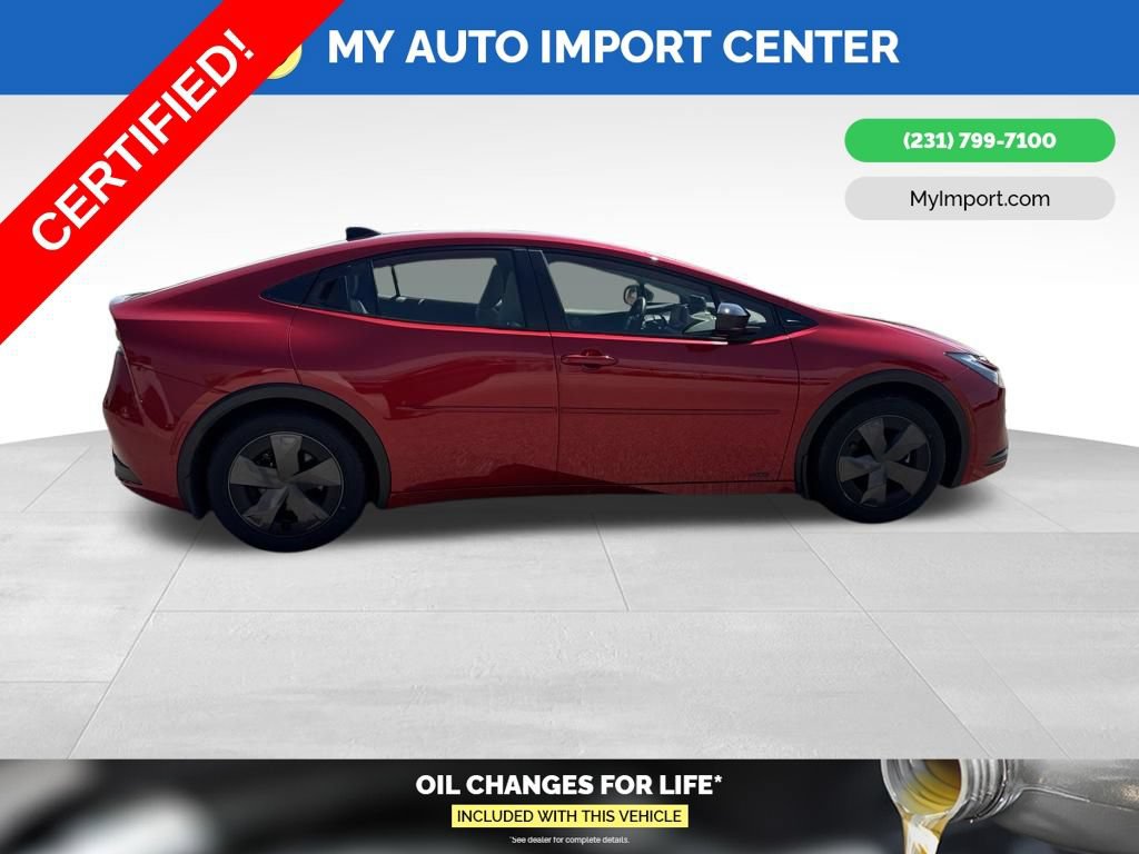 Certified 2026 Toyota Prius LE AWD/4WD image 8