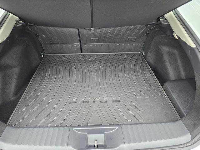 Used 2023 Toyota Prius XLE image 40