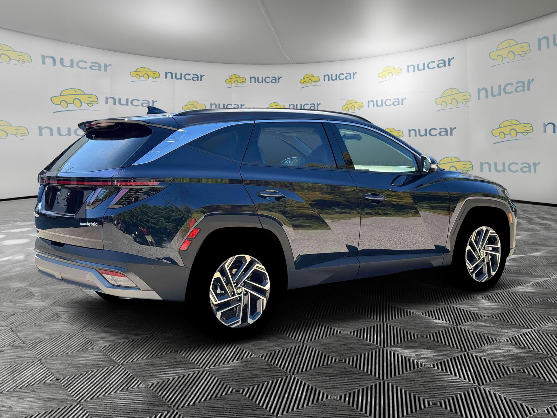 New 2026 Hyundai Tucson Limited w/ Tow & Go Package AWD/4WD image 8