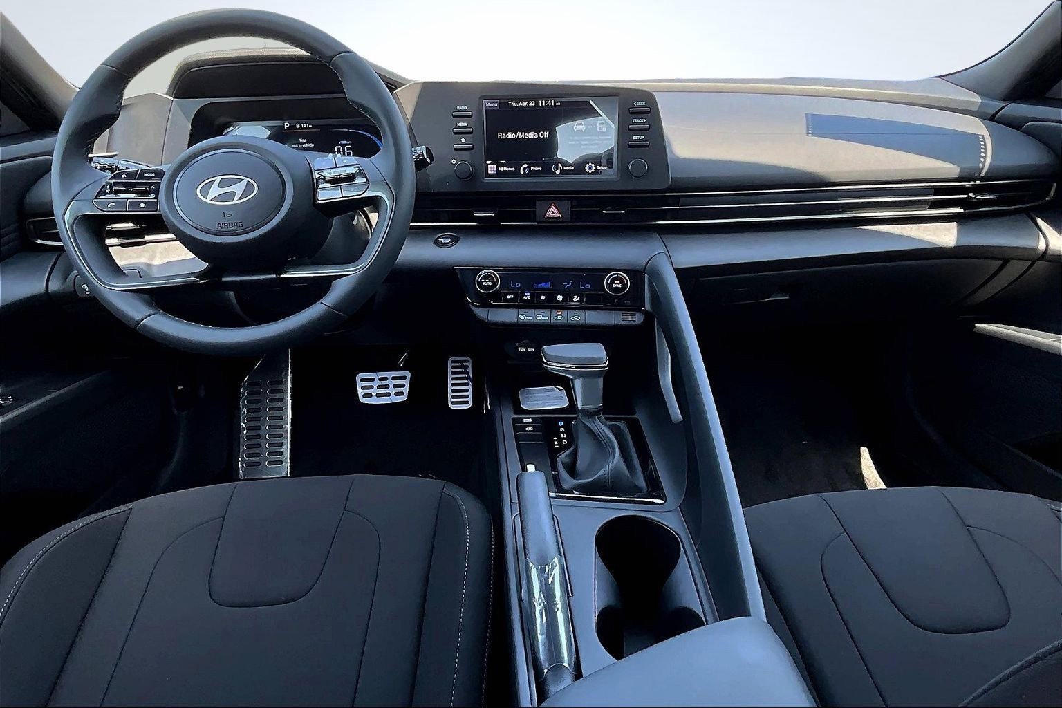 Used 2026 Hyundai Elantra Sport FWD image 9