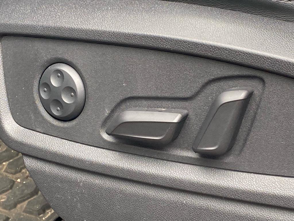 Used 2022 Audi Q5 2.0T Premium Plus w/ Premium Plus Package image 12