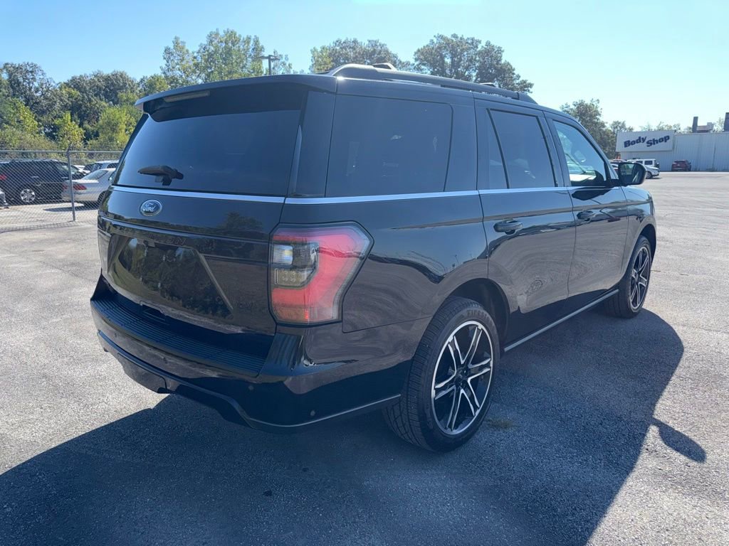 Used 2021 Ford Expedition Limited image 6