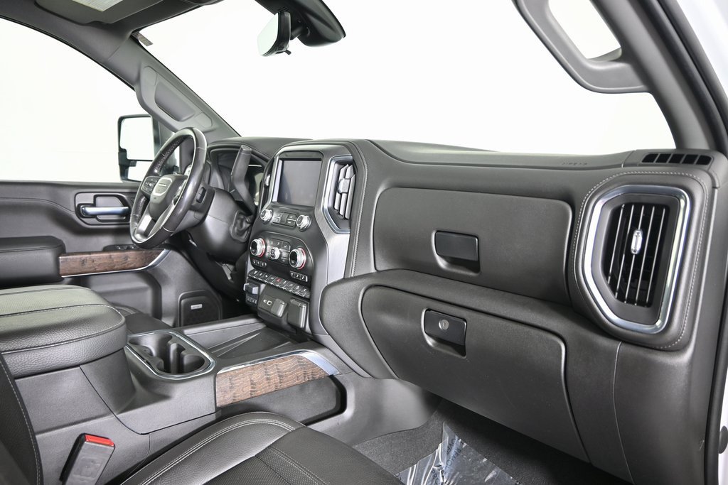 Used 2023 GMC Sierra 3500 Denali w/ Denali Ultimate Package image 15