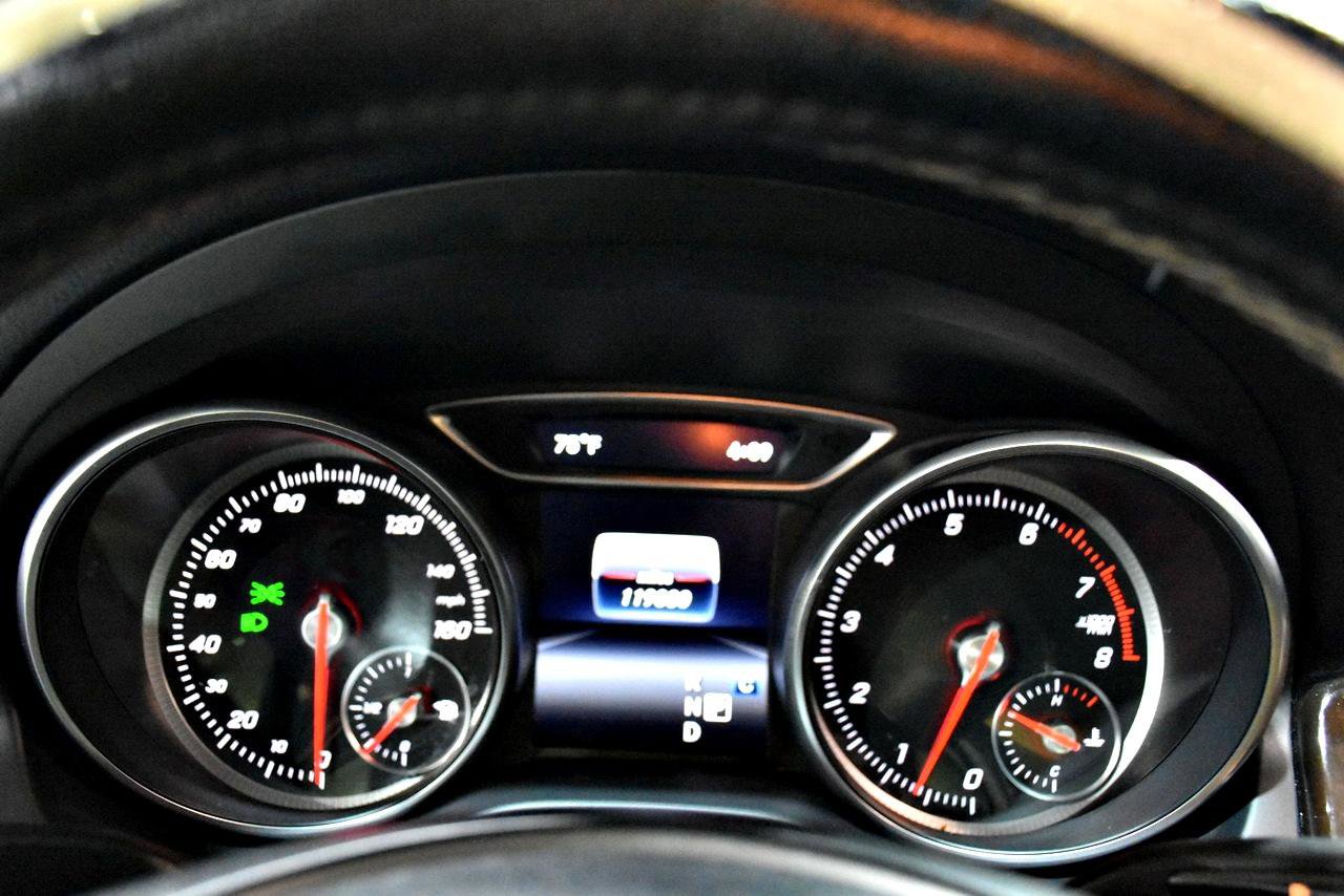Used 2018 Mercedes-Benz CLA 250 4MATIC image 12