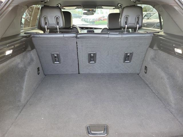 Used 2020 Cadillac XT4 Premium Luxury image 32