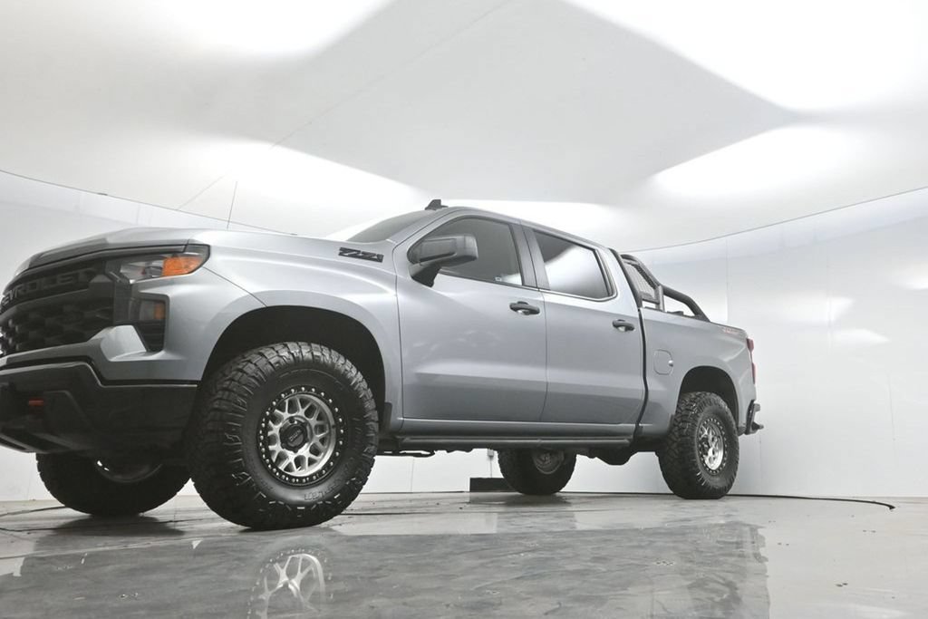 Used 2025 Chevrolet Silverado 1500 Custom Trail Boss w/ LPO, Dark Essentials Package AWD/4WD image 52