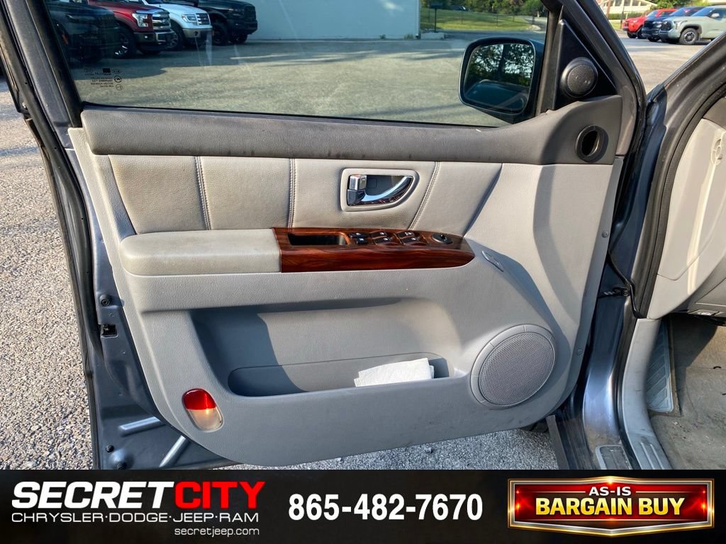 Used 2005 Kia Sorento EX AWD/4WD image 13