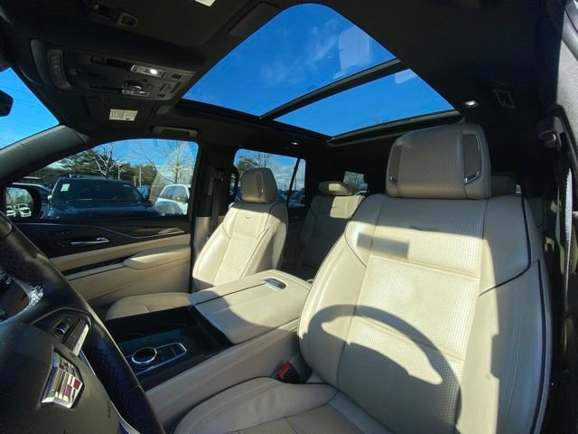 Used 2022 Cadillac Escalade Premium Luxury image 23