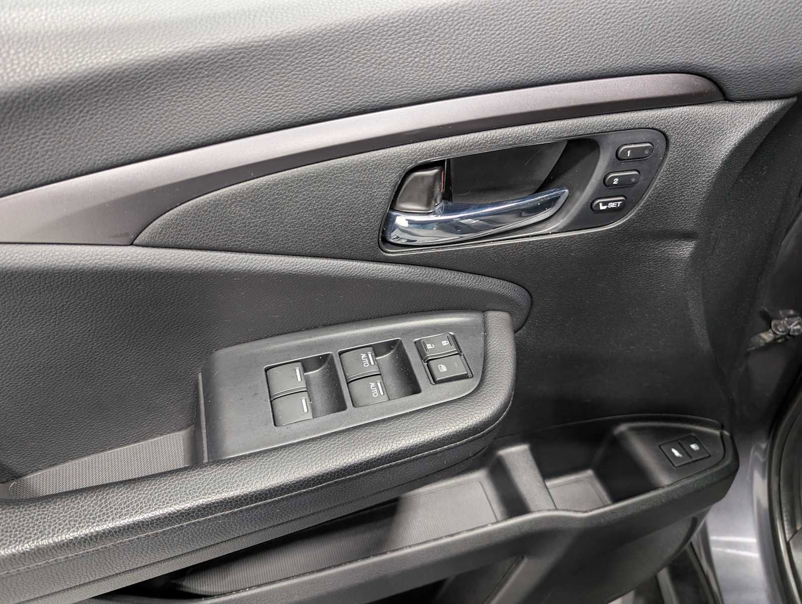 Used 2021 Honda Passport EX-L image 39