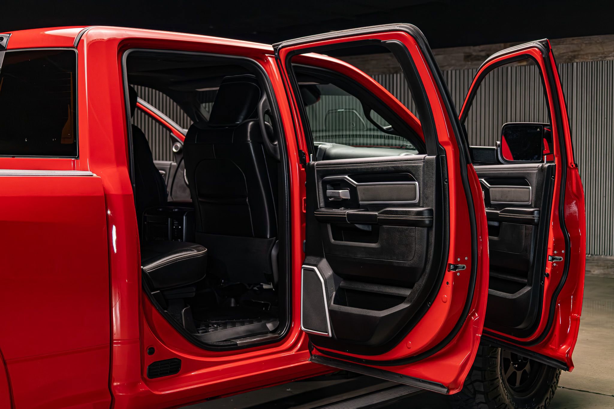 Used 2020 RAM 3500 Laramie AWD/4WD image 29