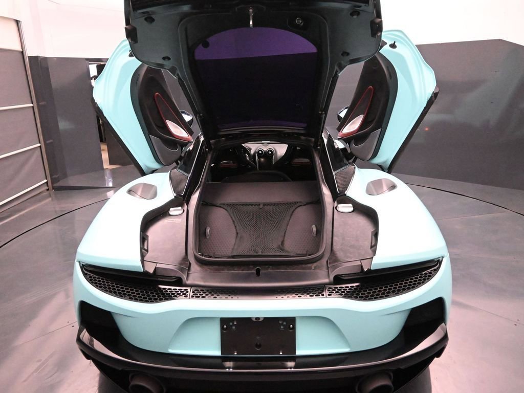 Used 2022 McLaren GT image 45