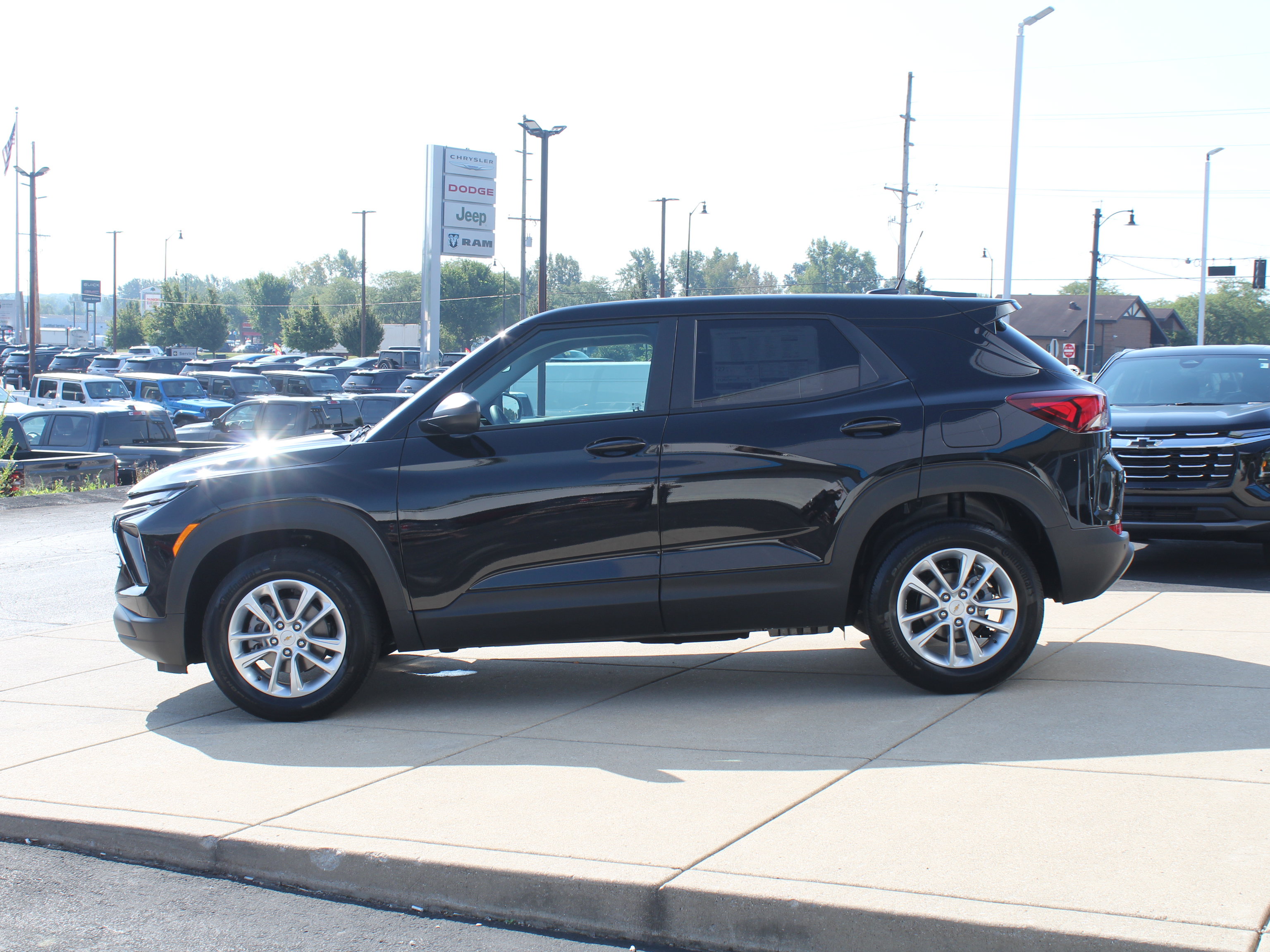 New 2026 Chevrolet TrailBlazer LS w/ LS Convenience Package AWD/4WD image 8