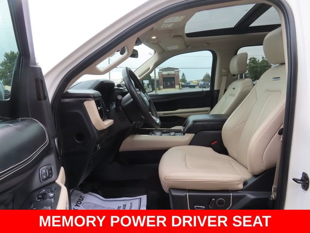 Used 2024 Ford Expedition Platinum AWD/4WD image 19