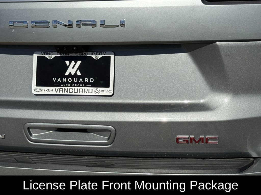 New 2026 GMC Yukon XL Denali w/ Denali Reserve Package image 8