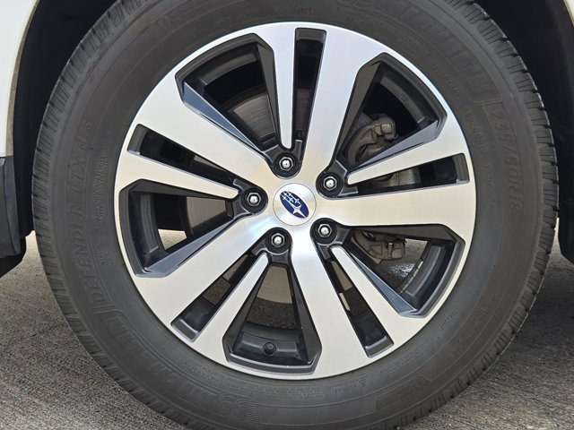 Used 2018 Subaru Outback 3.6R Limited AWD/4WD image 23