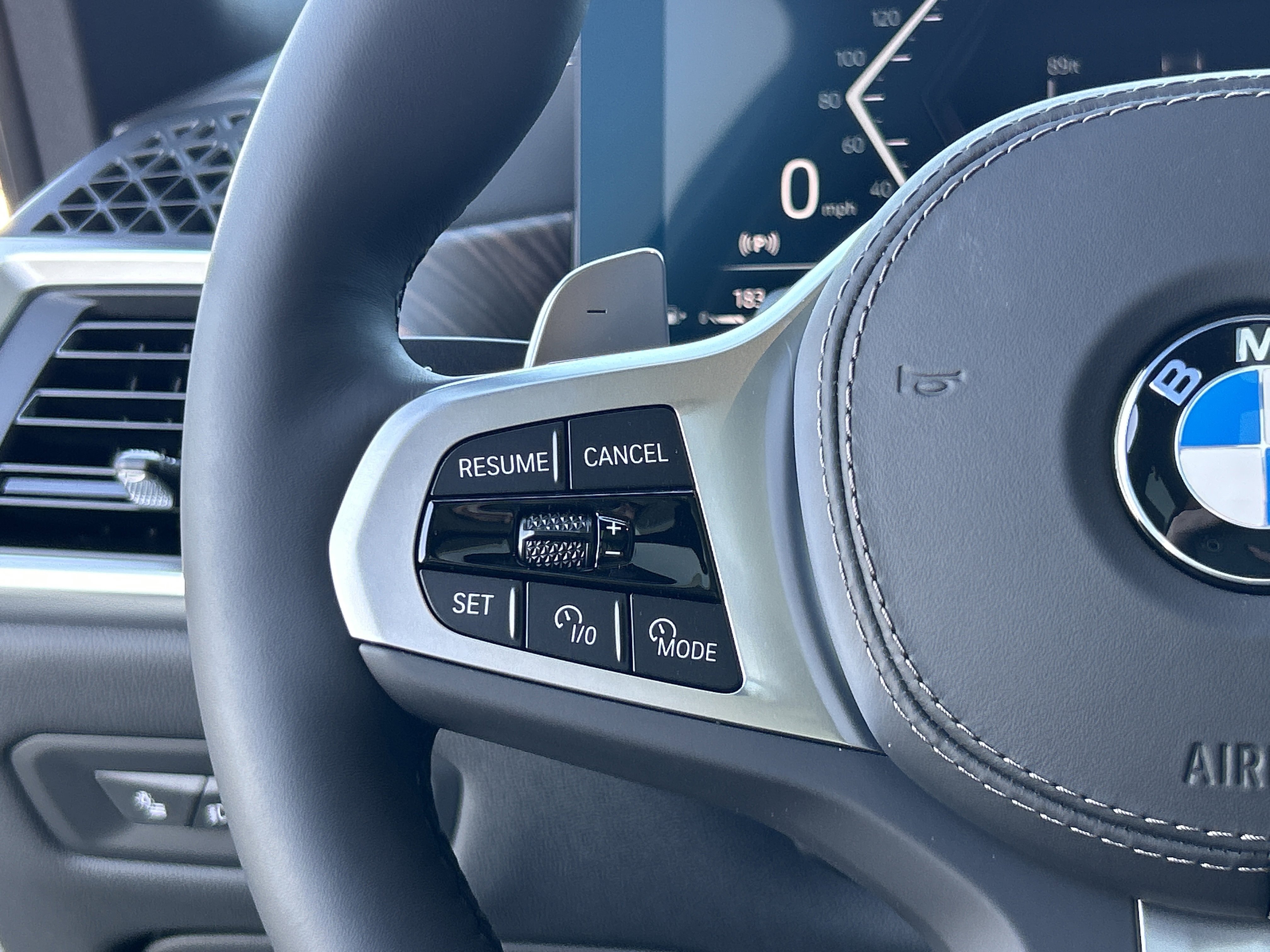 New 2026 BMW X5 xDrive40i w/ Executive Package image 30