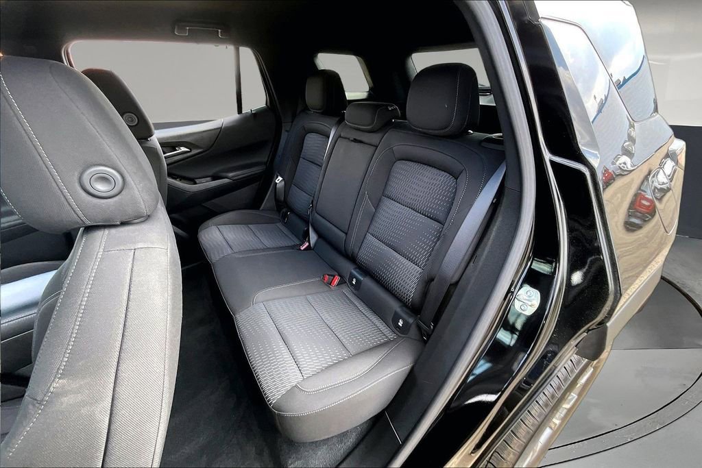 Used 2025 Chevrolet Equinox LT AWD/4WD image 21