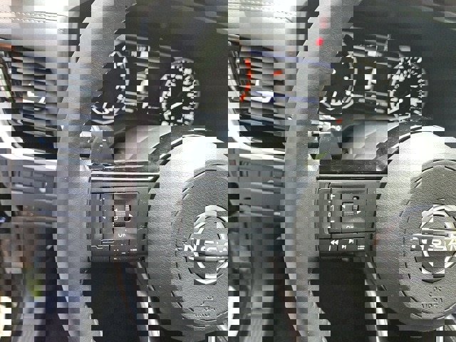 Used 2022 Nissan Rogue SL w/ SL Premium Package image 23