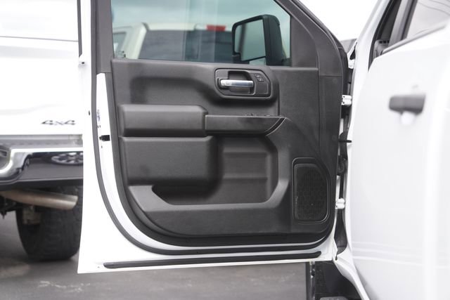 Used 2021 Chevrolet Silverado 2500 Custom w/ Custom Value Package image 30