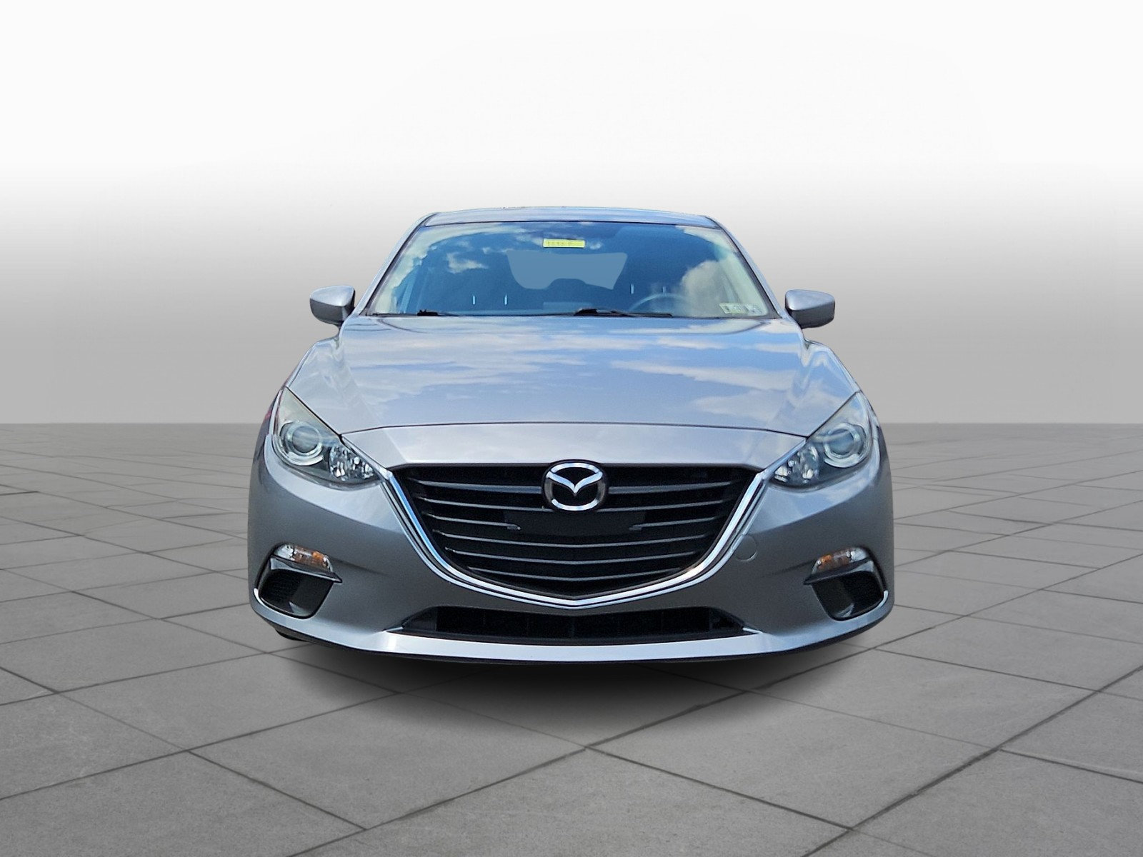 Used 2016 MAZDA MAZDA3 i Sport w/ Preferred Equipment Package FWD image 2