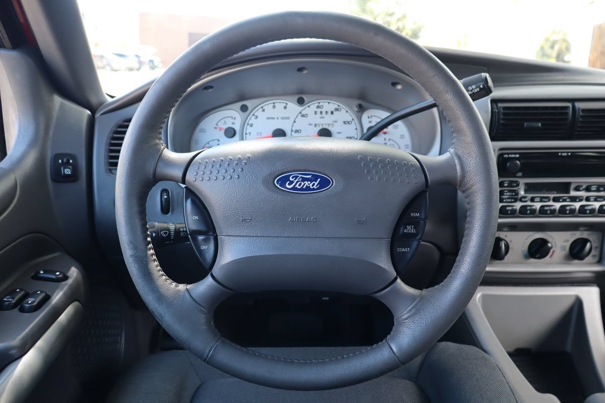 Used 2001 Ford Explorer Sport AWD/4WD image 18
