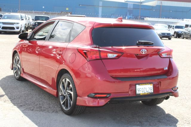 Used 2017 Toyota Corolla iM w/ Carpet Mat Package FWD image 3