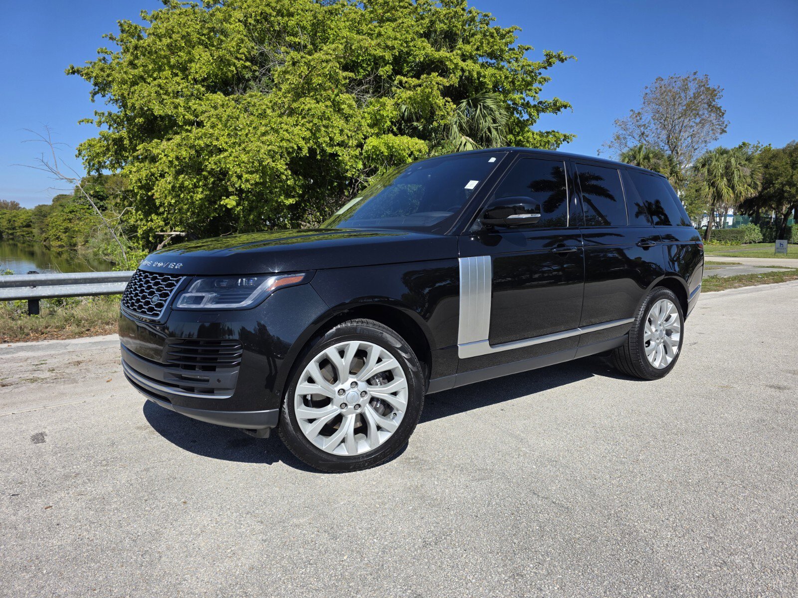 Certified 2021 Land Rover Range Rover Westminster Edition image 1