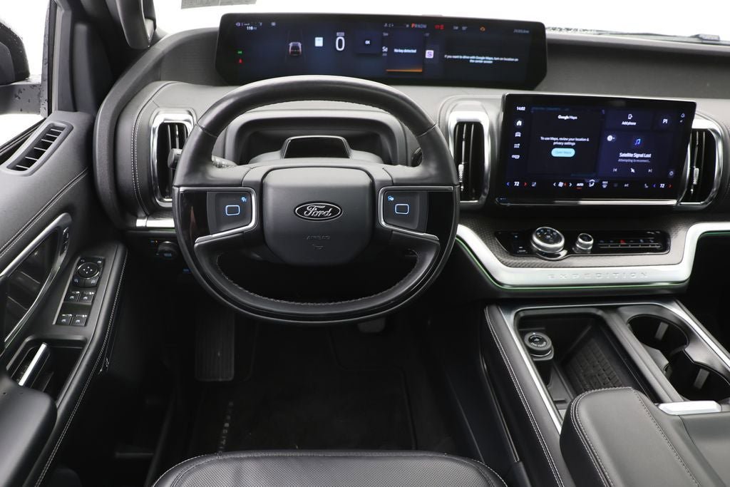 Used 2025 Ford Expedition Platinum w/ Stealth Appearance Package AWD/4WD image 13