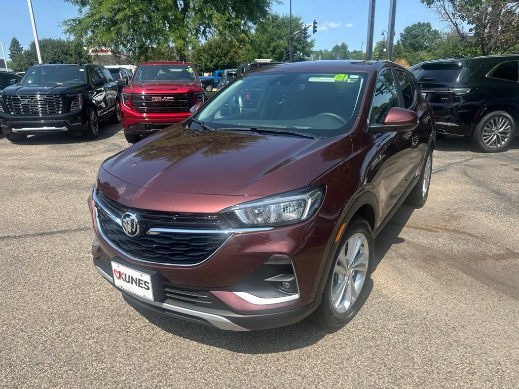 Used 2023 Buick Encore GX Preferred w/ Cold Weather Comfort Package FWD image 4