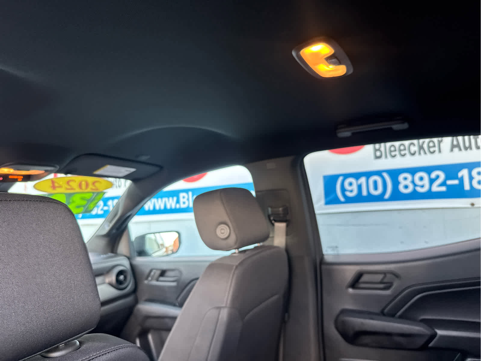 Used 2024 Chevrolet Colorado W/T image 30