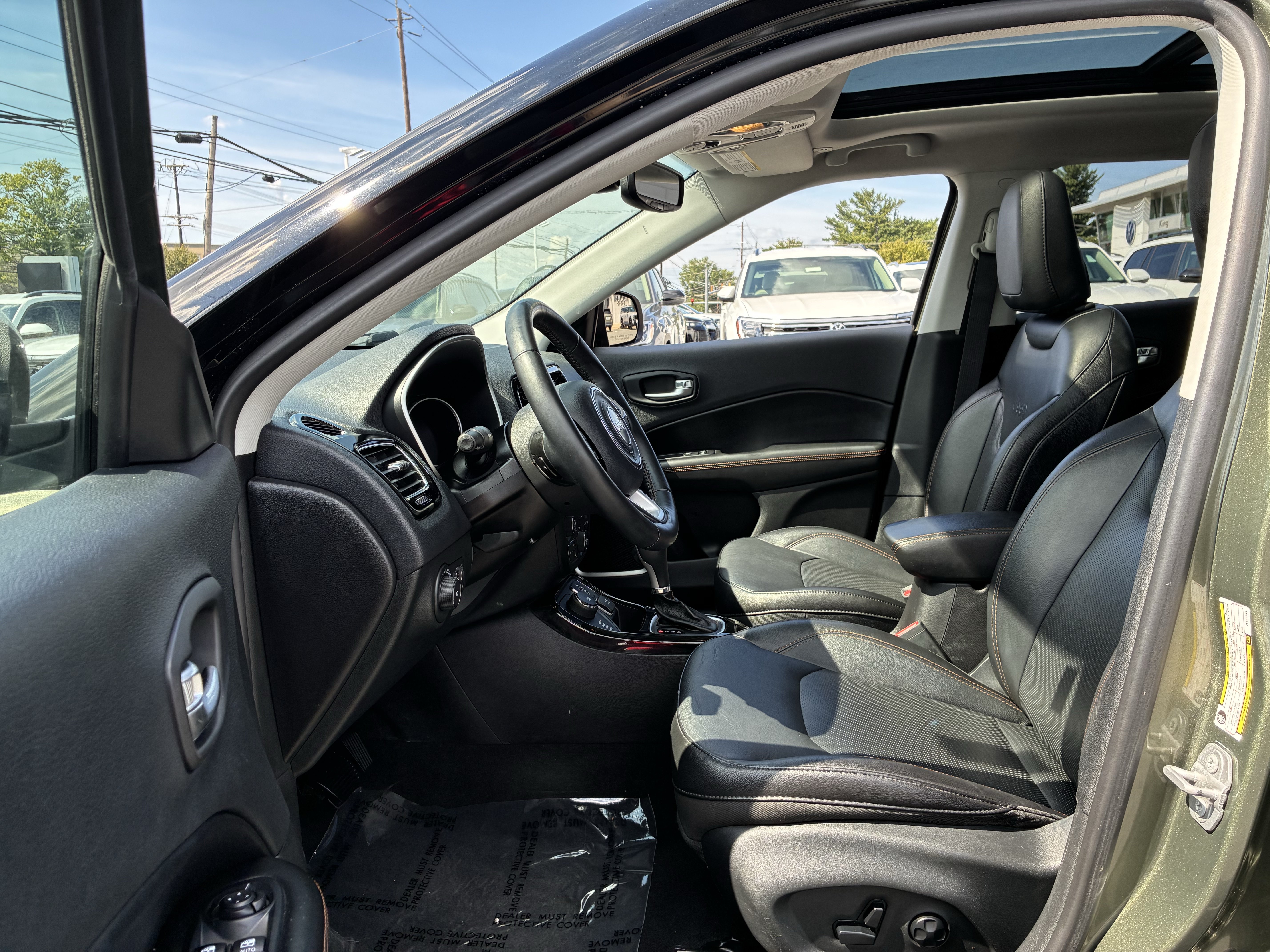 Used 2018 Jeep Compass Limited AWD/4WD image 21