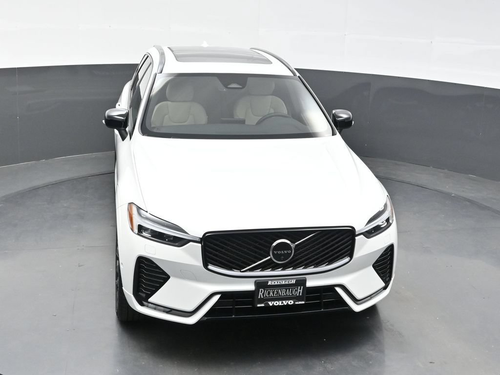 New 2026 Volvo XC60 B5 Plus w/ Climate Package AWD/4WD image 30