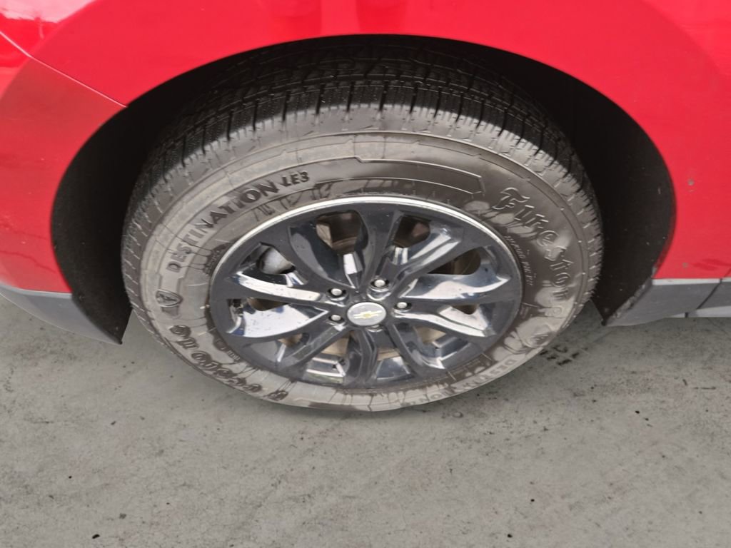 Used 2020 Chevrolet Equinox LT w/ LPO, Floor Liner Package image 9