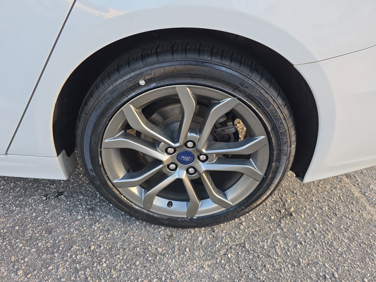 Used 2019 Ford Fusion Titanium image 32
