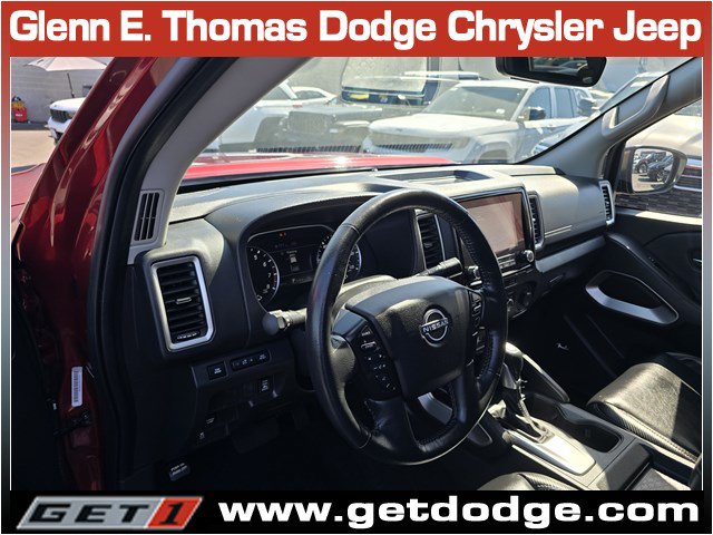 Used 2024 Nissan Frontier SL RWD image 13